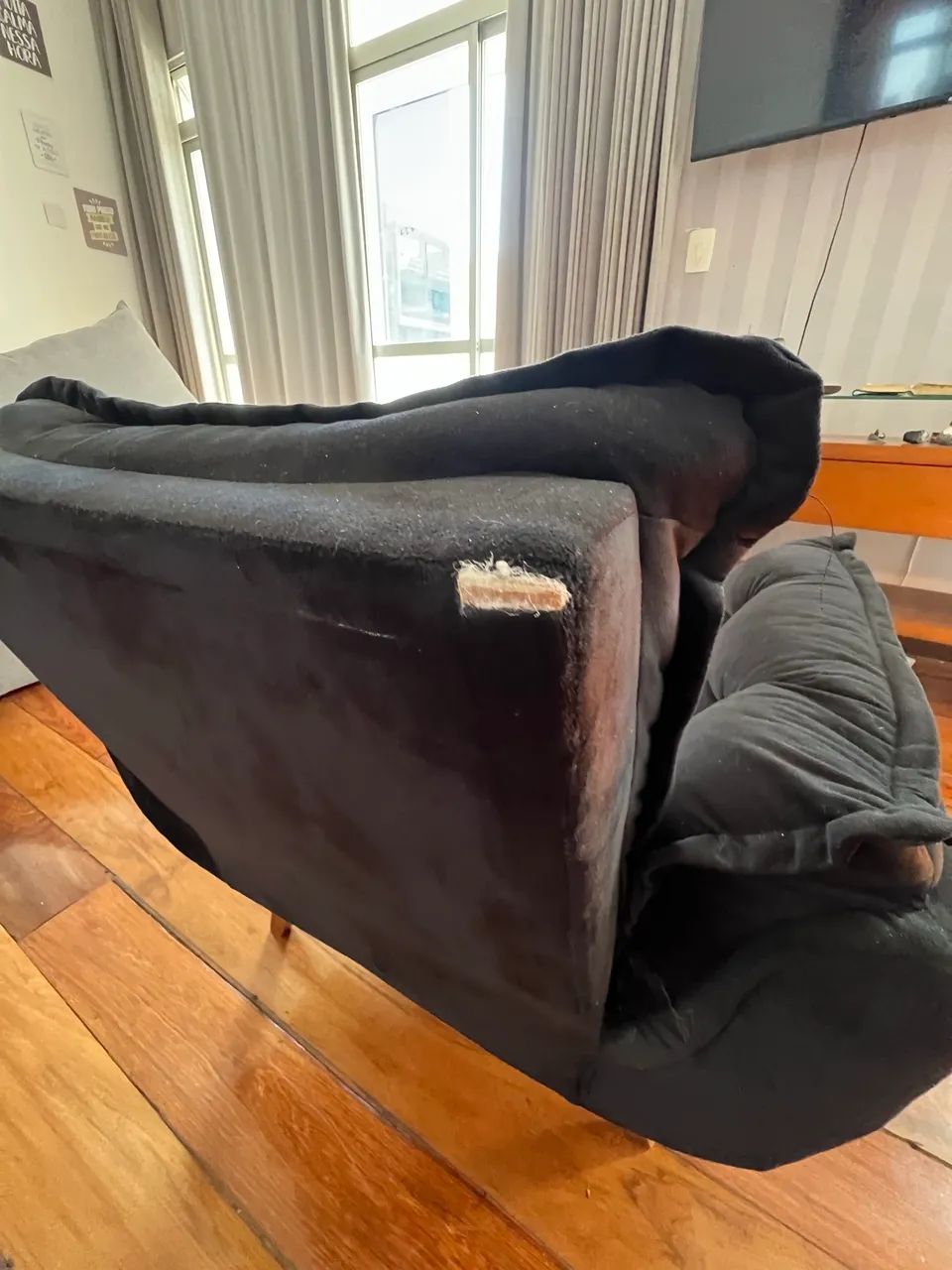 Poltronas Butterfly Pretas com Base Madeira - Jogo de 2 para salão de beleza e manicure - Foto 3