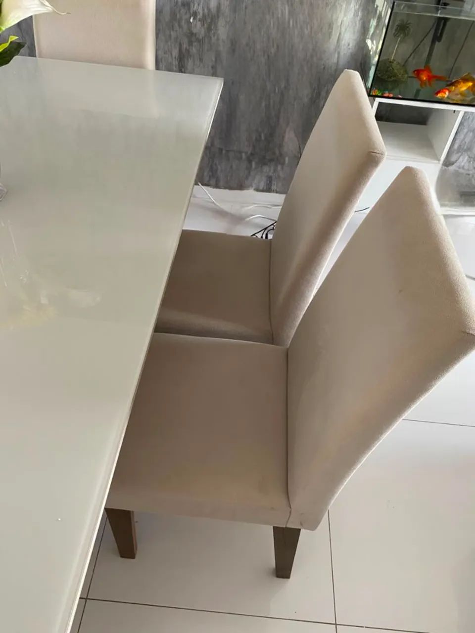 Mesa de vidro 6 cadeiras 
