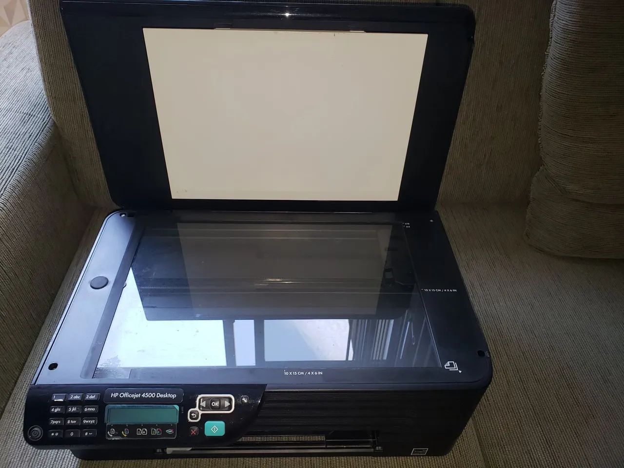Multifuncional HP Officejet 4500 Desktop usada. - Foto 2