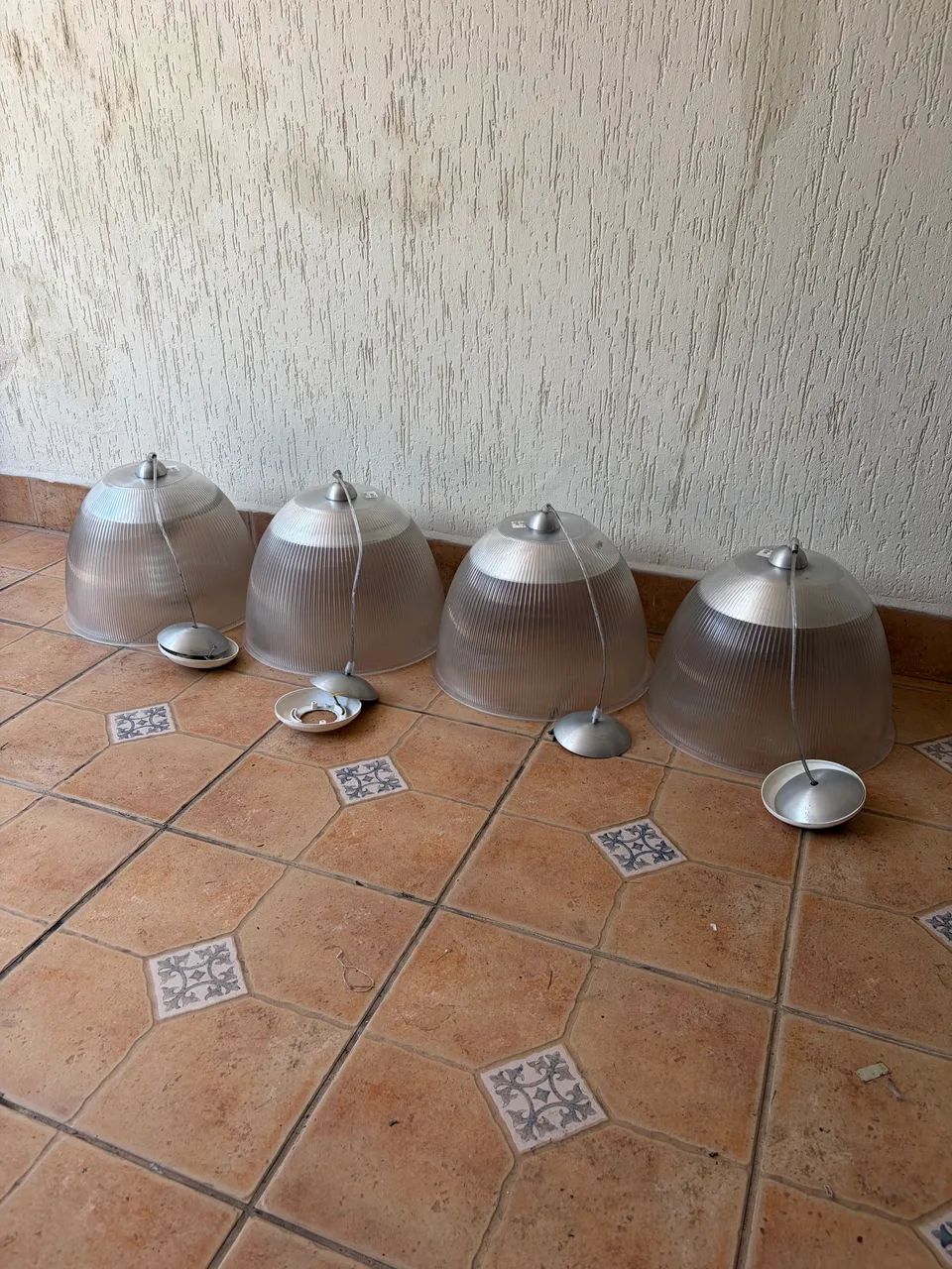 Luminárias Pendentes de Teto em Acrílico  - Foto 2