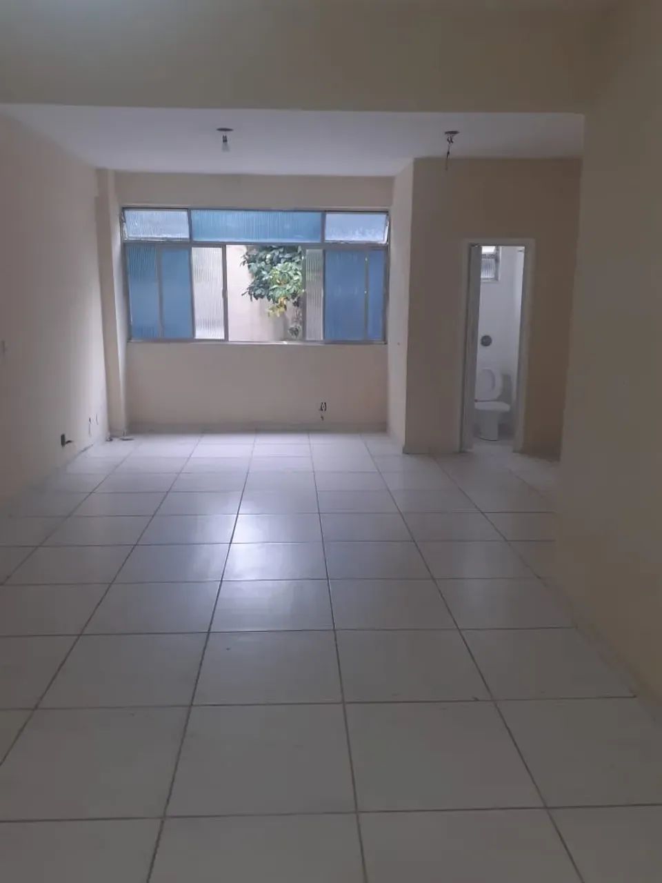 Imóvel para aluguel possui 43 metros quadrados em Cascadura - Rio de Janeiro - RJ - Foto 2