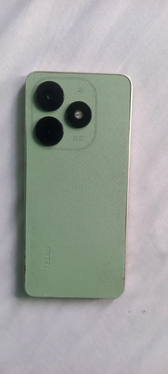 Smartphone tecno Spark GO 128GB 10 de RAM  - Foto 4