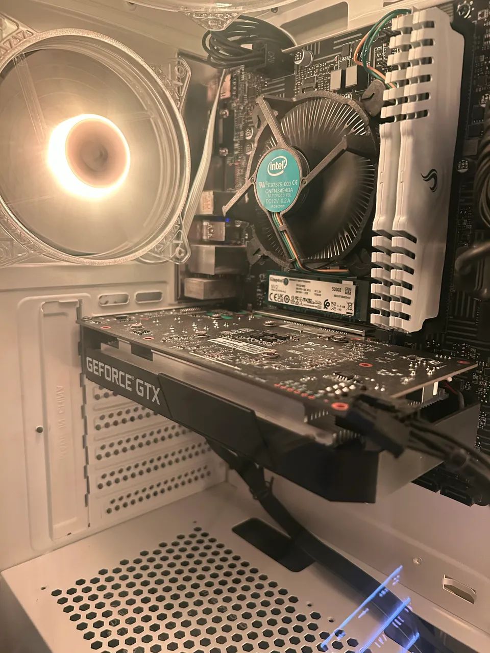 Placa de vídeo Galax GTX 1650 Ex plus  - Foto 3