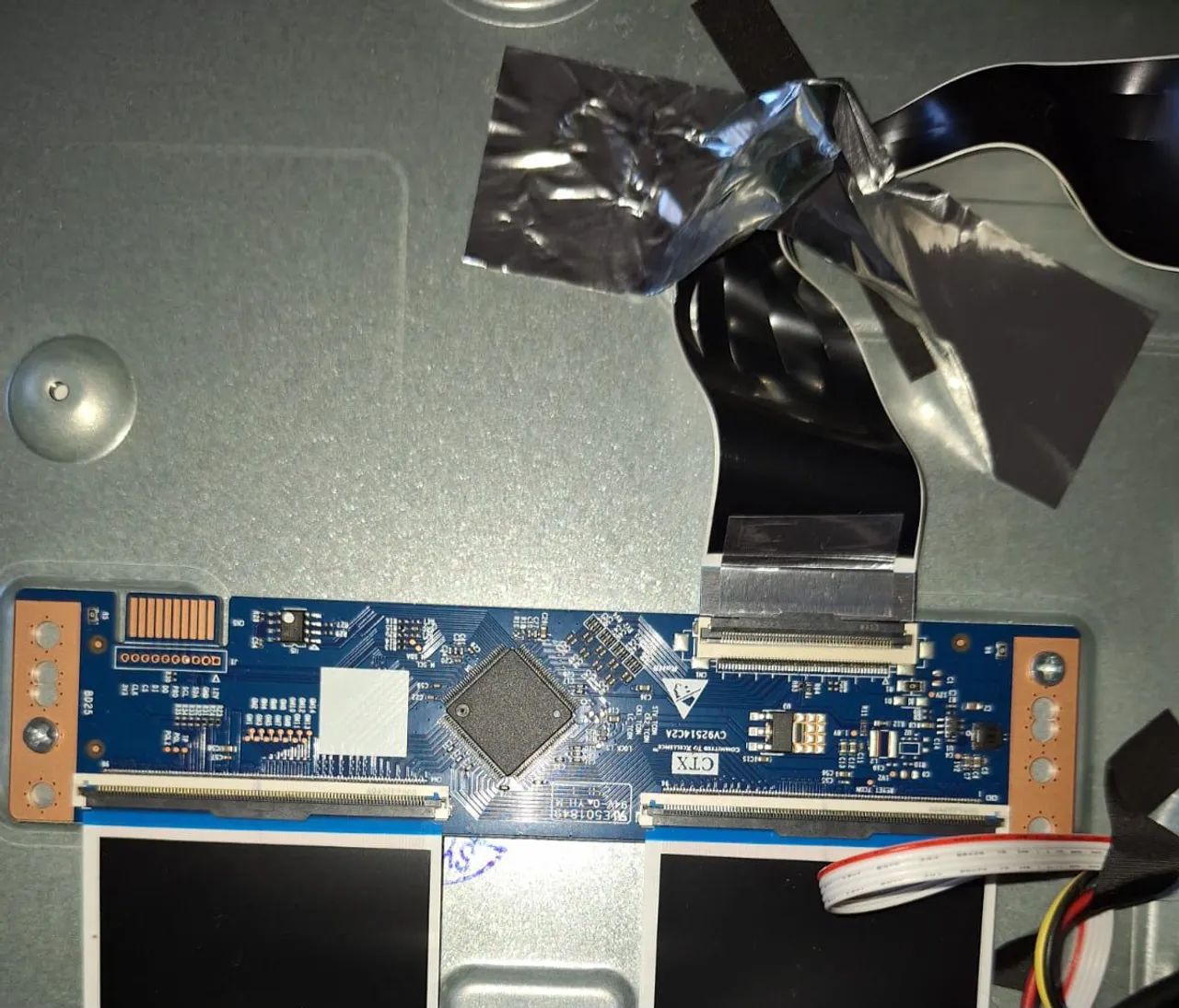 Placa tcon tv philips 58pug7019 funcionando perfeitamente. 