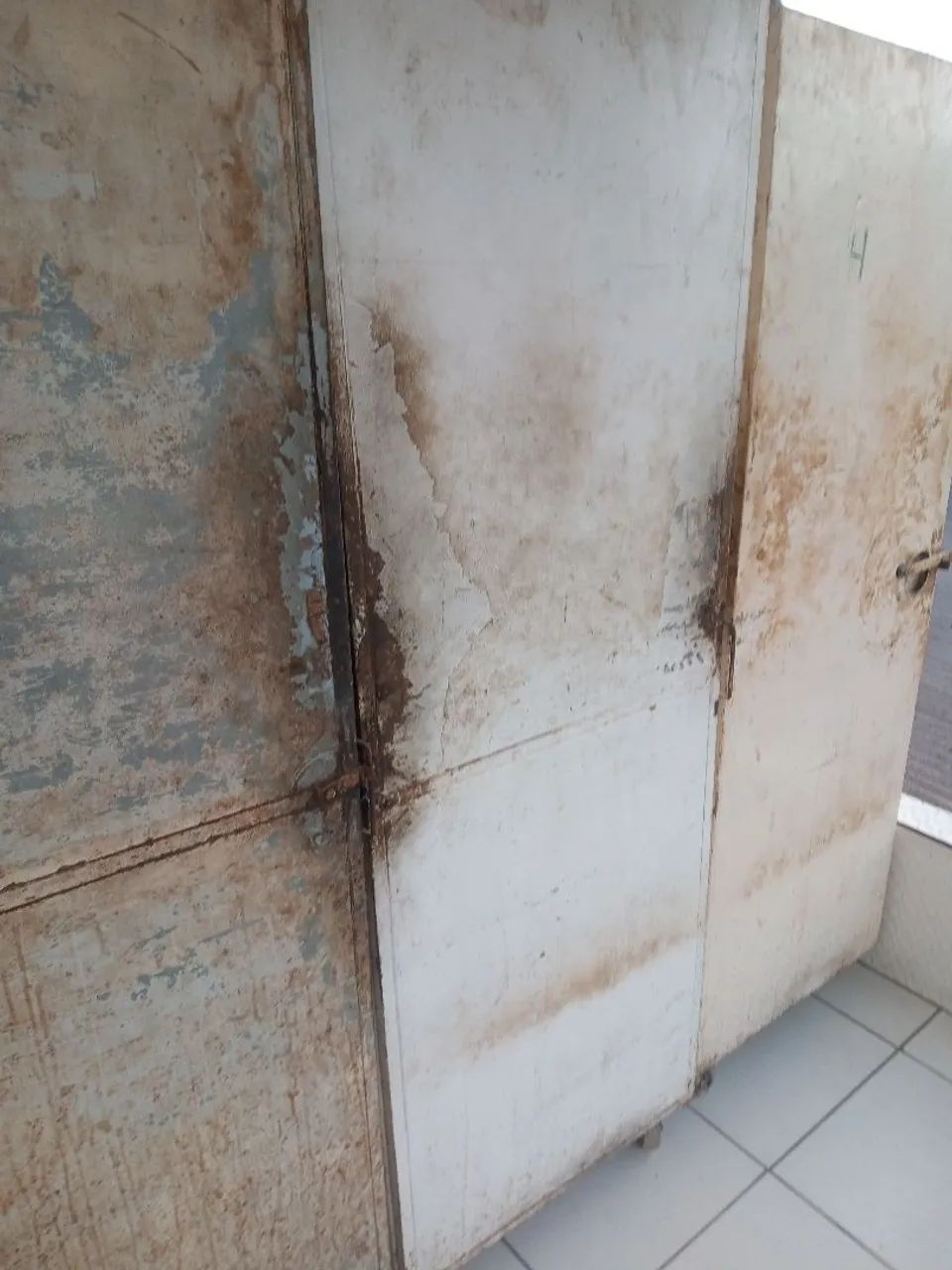 VENDO ARMÁRIO DE PADARIA | R$ 850,00 É O VALOR DA UNIDADE 