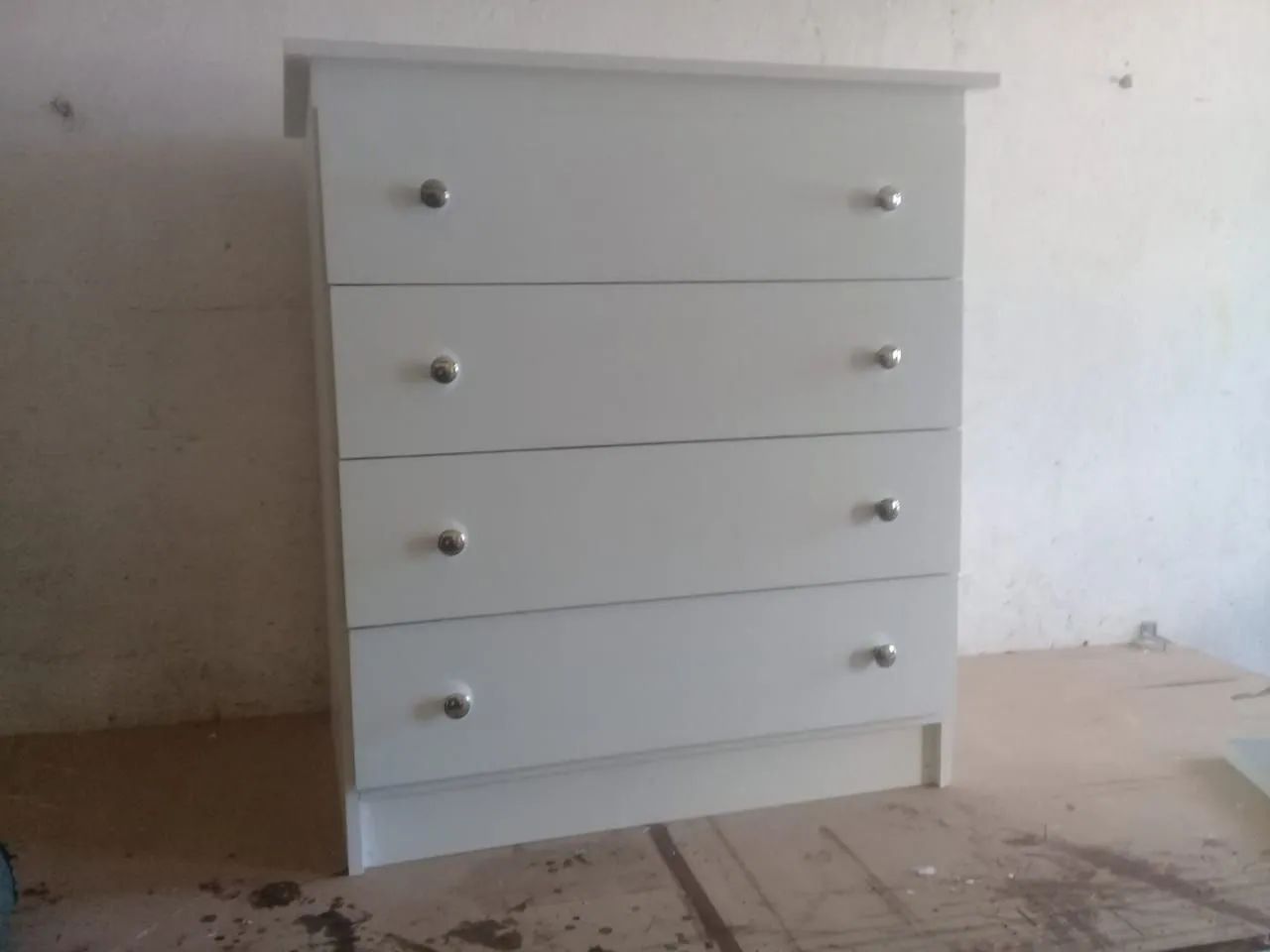 Cômoda 4 gavetas MDF 