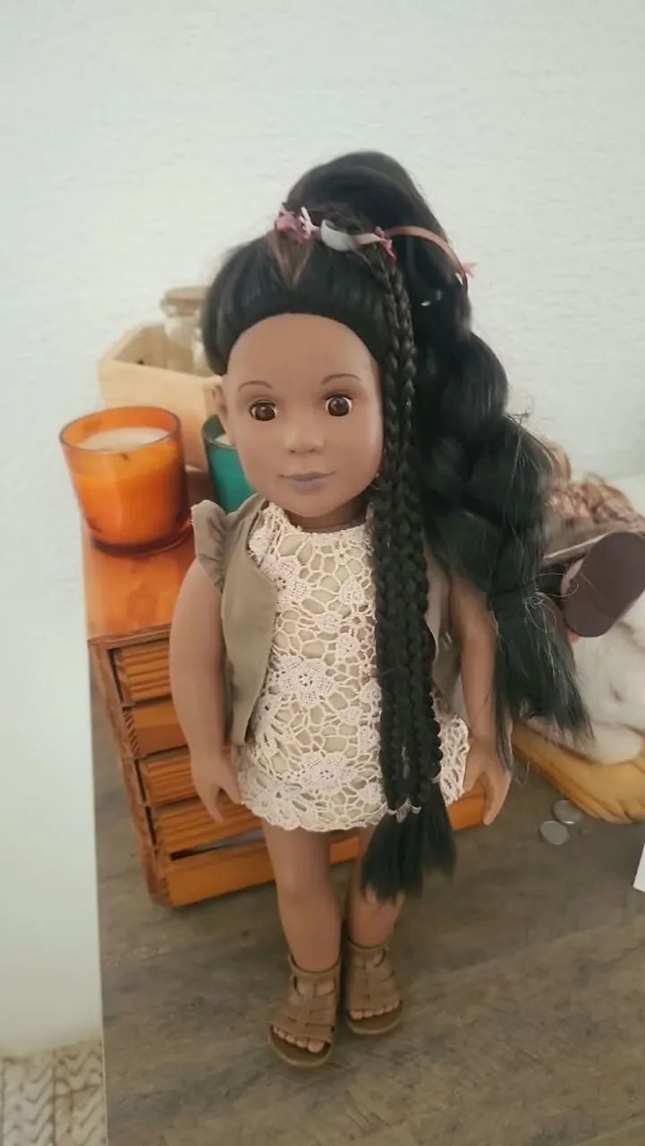Boneca Our generation - Cresce Cabelo