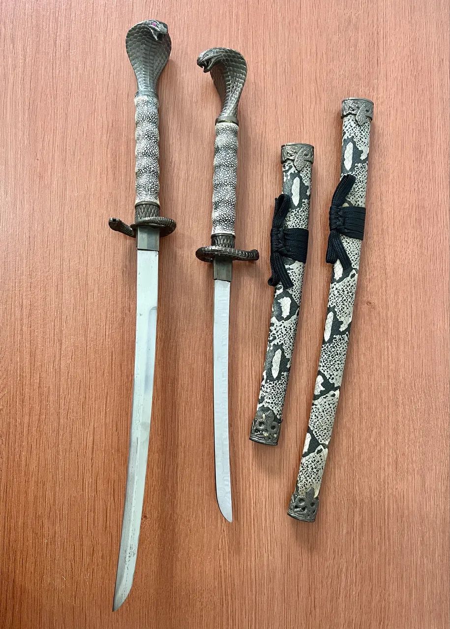 conjunto de espadas estilo samurai - Foto 4