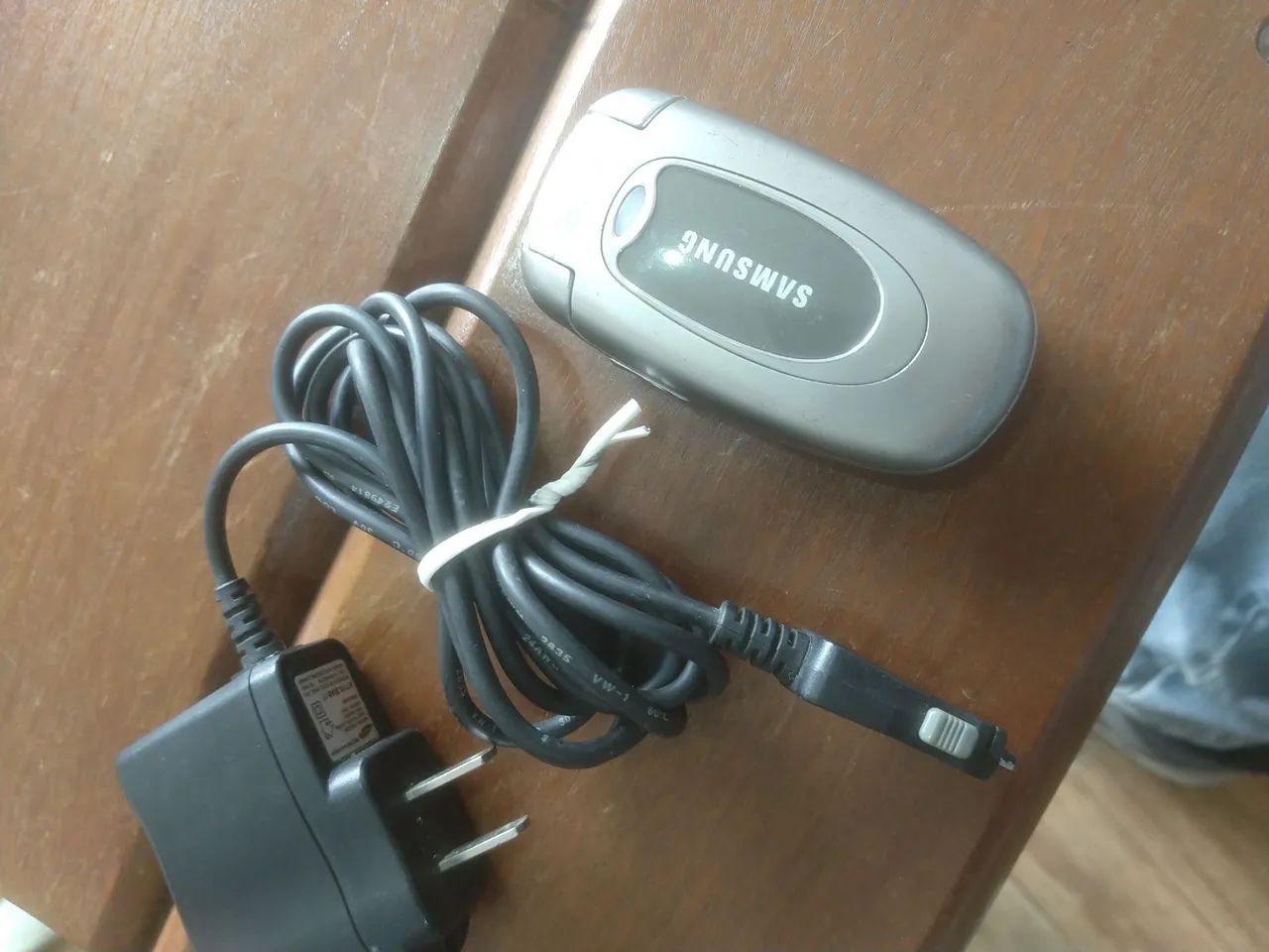 Celular retrô Samsung flip