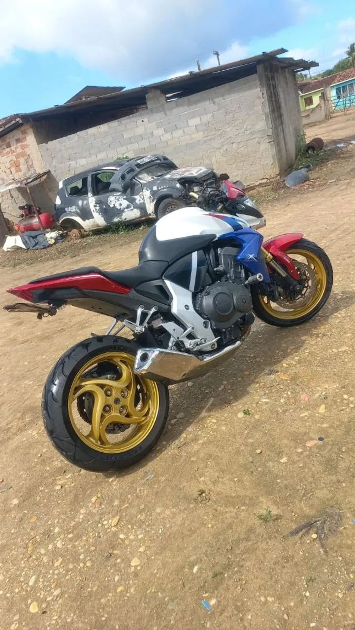 Cb1000r