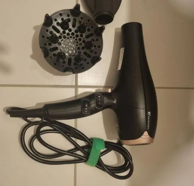 Secador de cabelo 