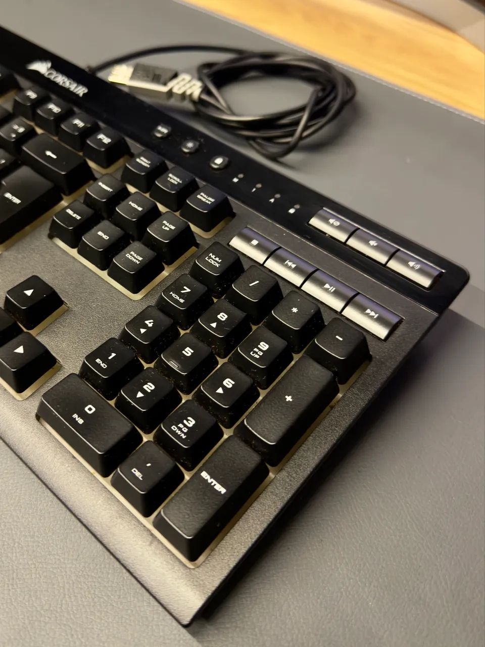 Teclado + Mouse Corsair  - Foto 2