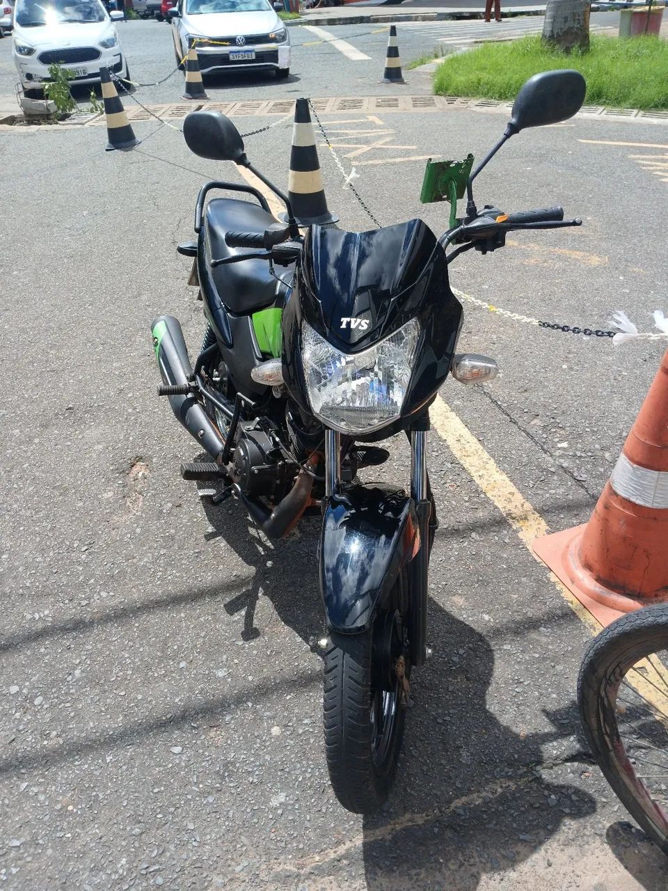Mottu quitada no ponto de transferencia  - Foto 4
