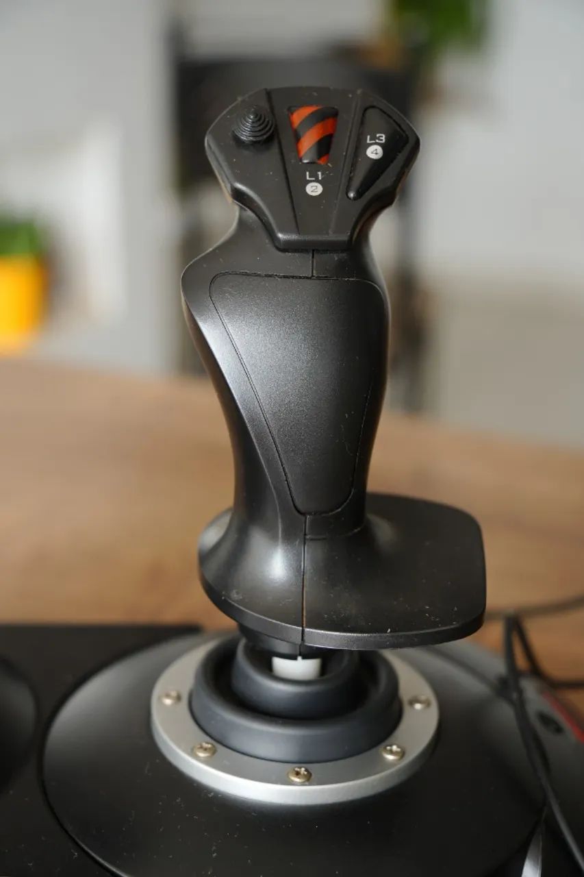 Thrustmaster T.Flight Hotas X - Foto 4