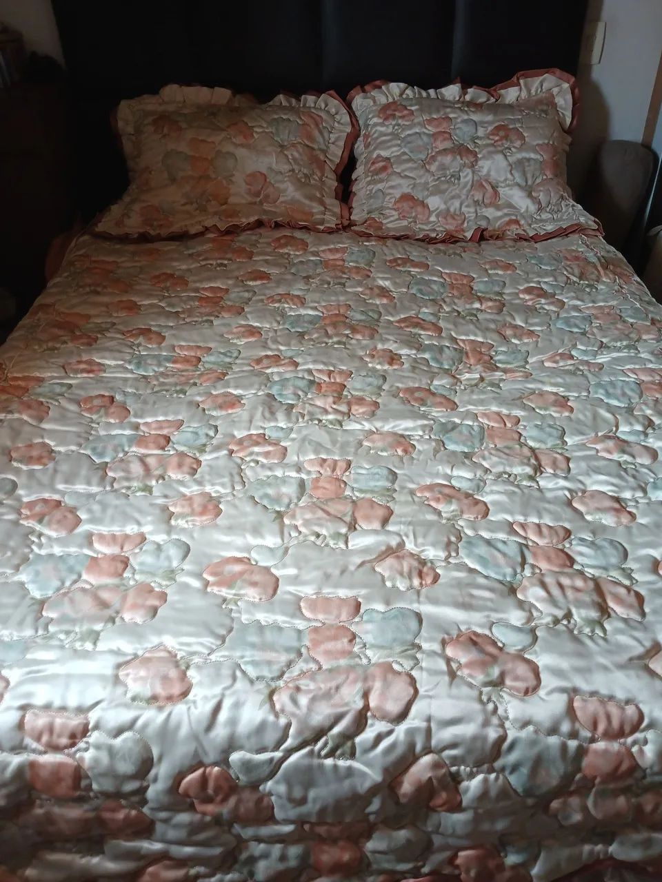 Colcha de Matelasse com porta travesseiros