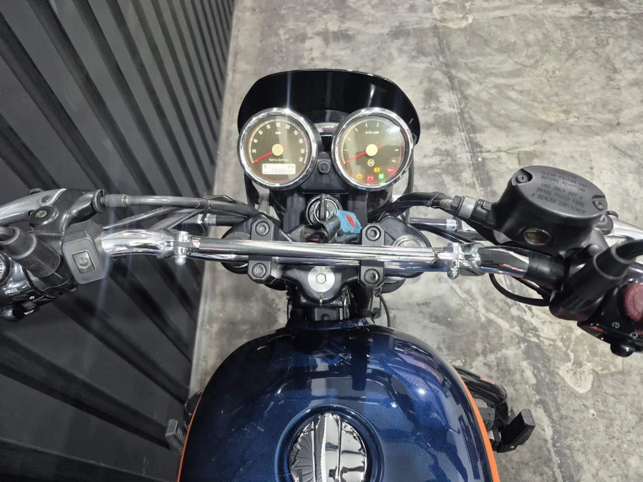 Royal Enfield Interceptor 660 cc  - Foto 4