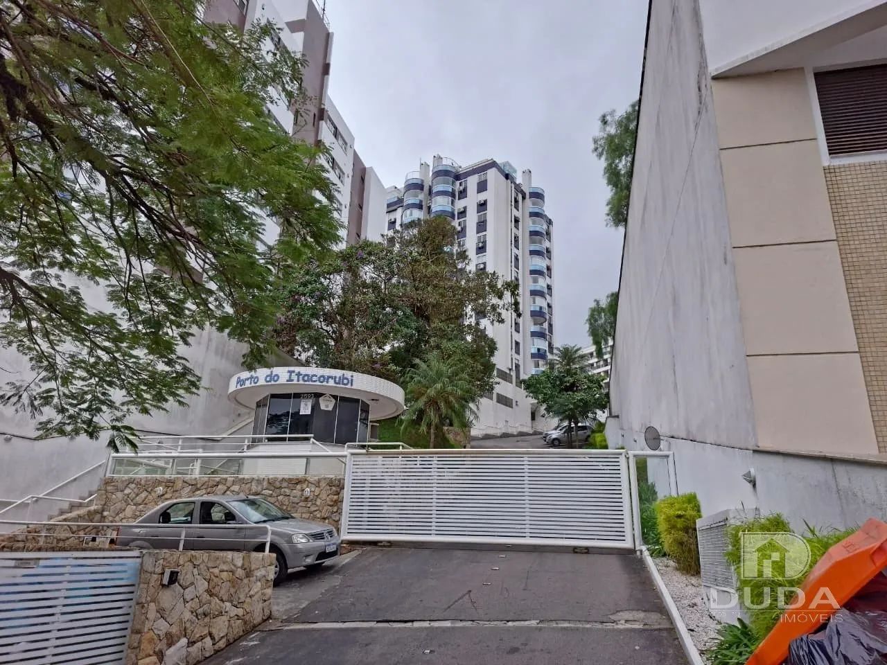 Apartamento 3 dormitórios para alugar no Itacorubi - Foto 2