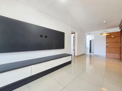 Apartamento de 77m2 com 3 Quartos em Condomínio Club
