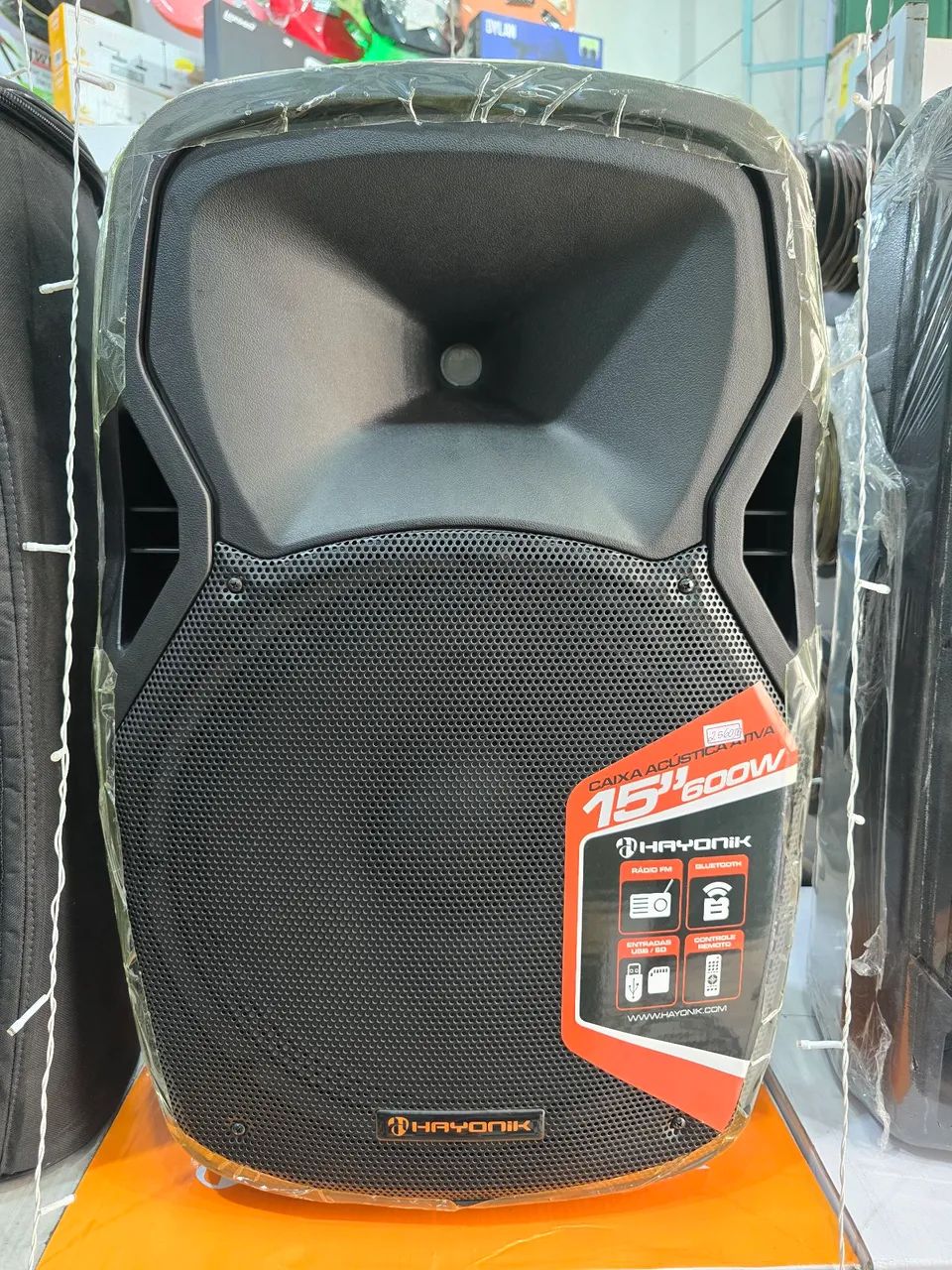 CAIXA ATIVA 15  BIVOLT 