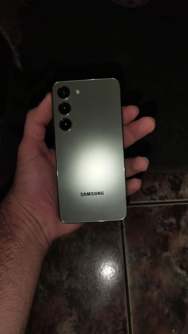 Samsung S23 (ACEITO TROCA) - Foto 2