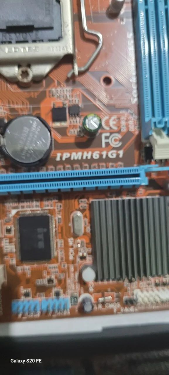 Placa mãe 1155 com defeito  - Foto 3