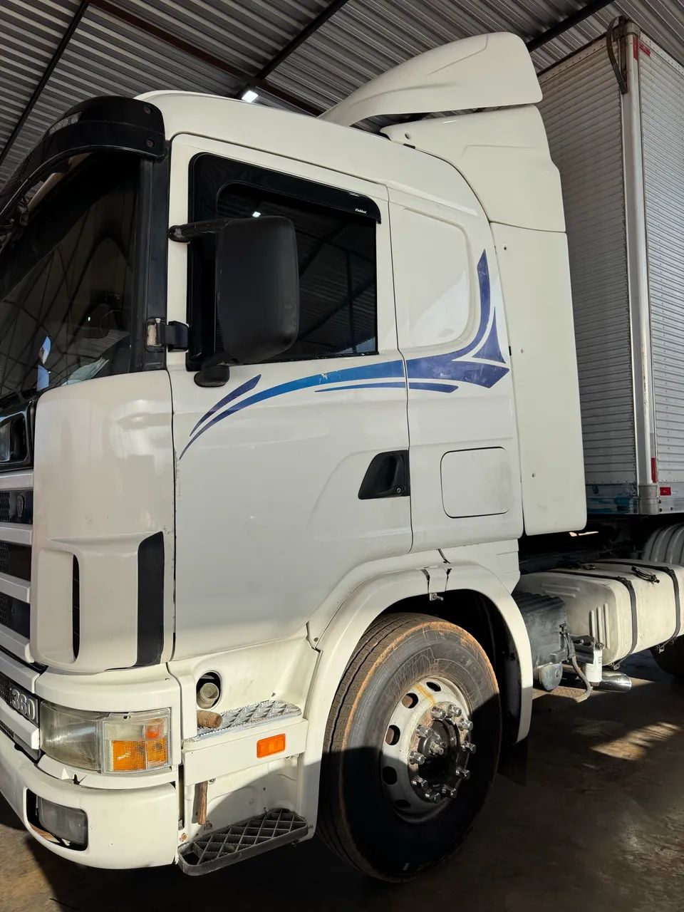 Vende-se Caminhão  - Foto 2