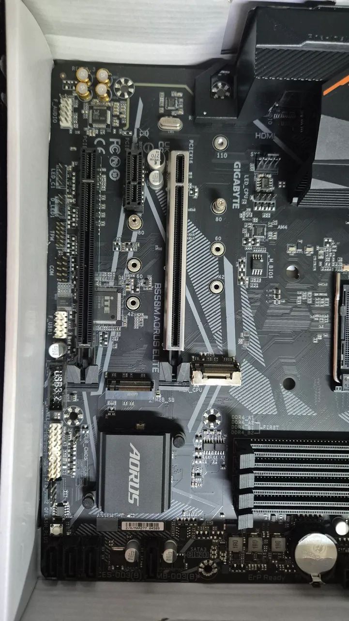 Placa mãe B550 aorus elite  - Foto 5