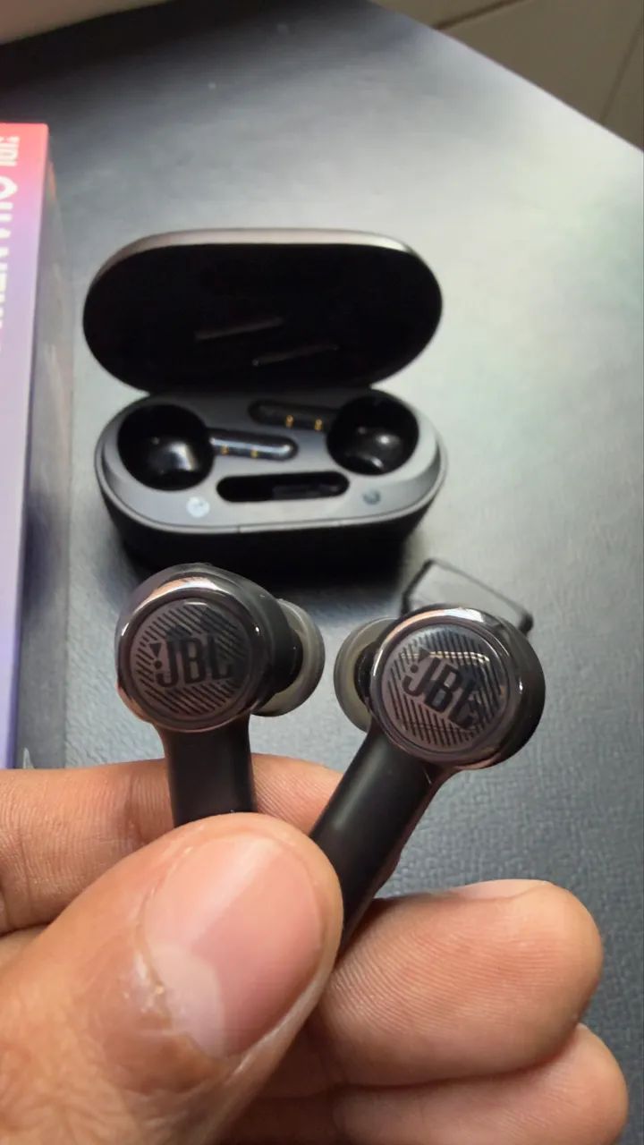 Fone JBL Quantum TWS - Foto 3