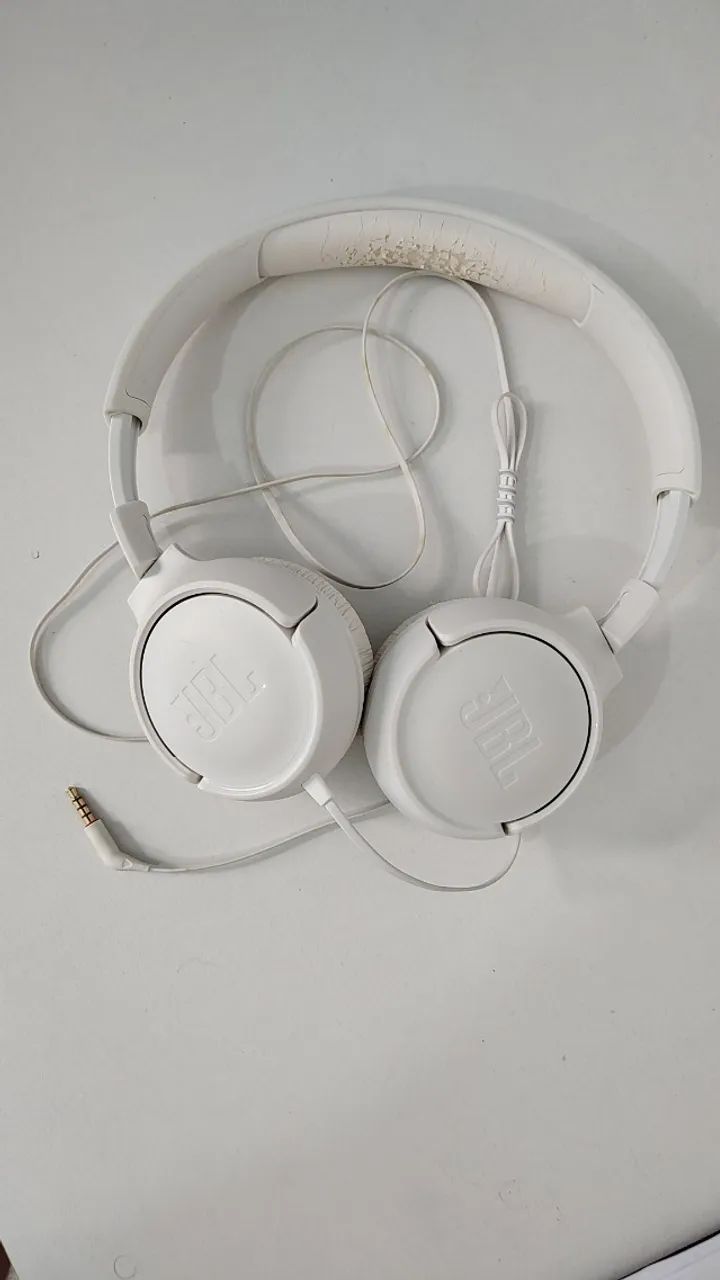 Fone de Ouvido JBL Branco