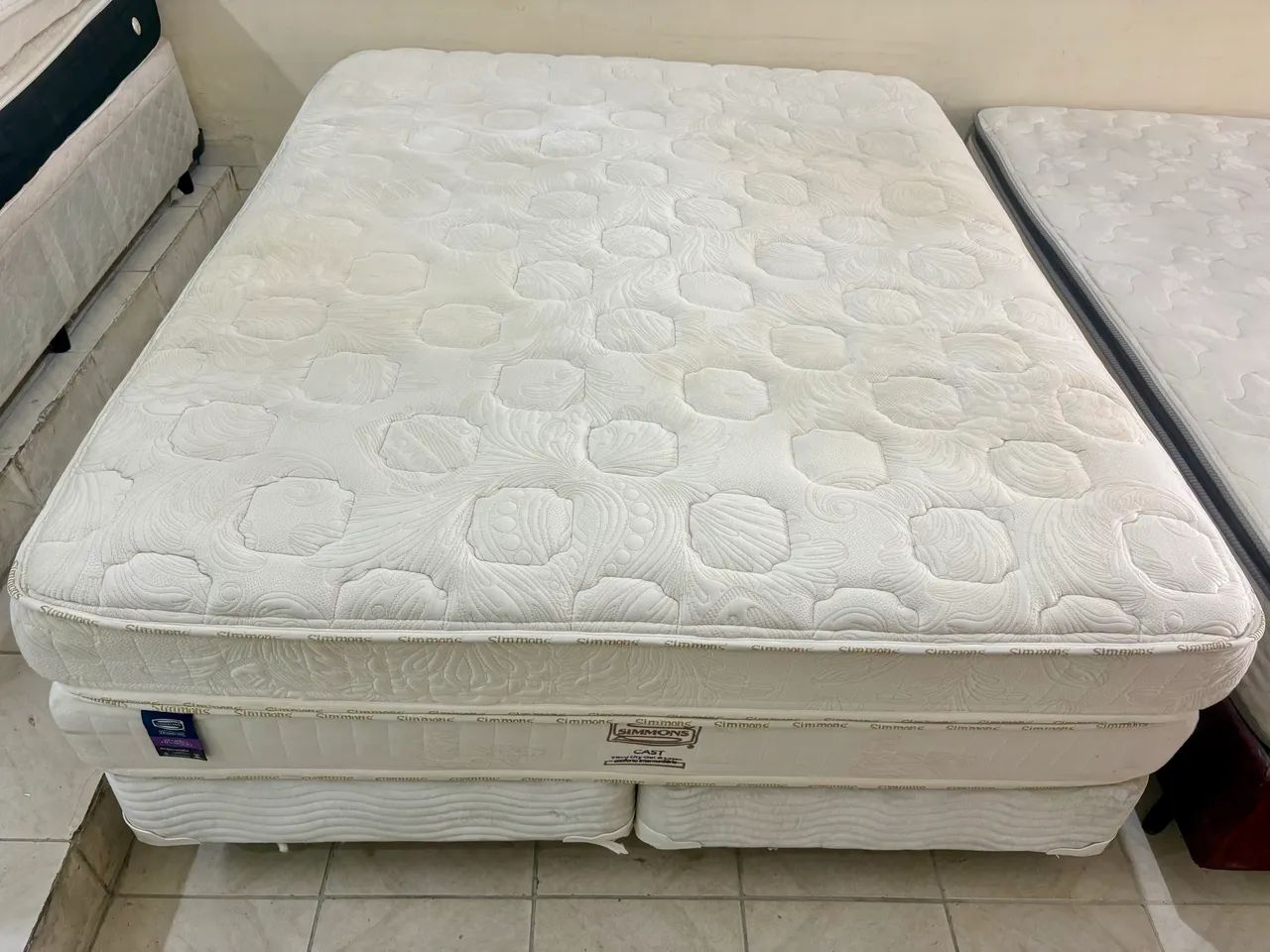 Cama box de casal Queen , cama Queen  - Foto 2