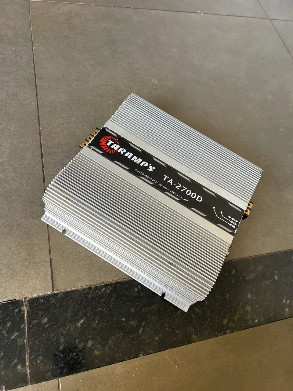 Taramps TA - 2700 D