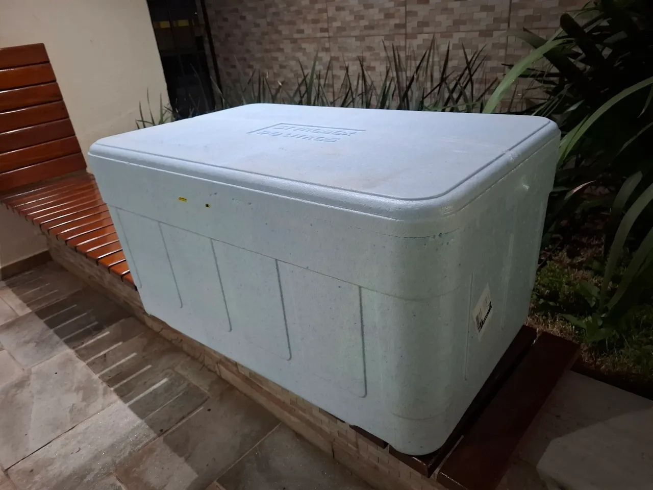 Caixa de isopor R$ 150,00
