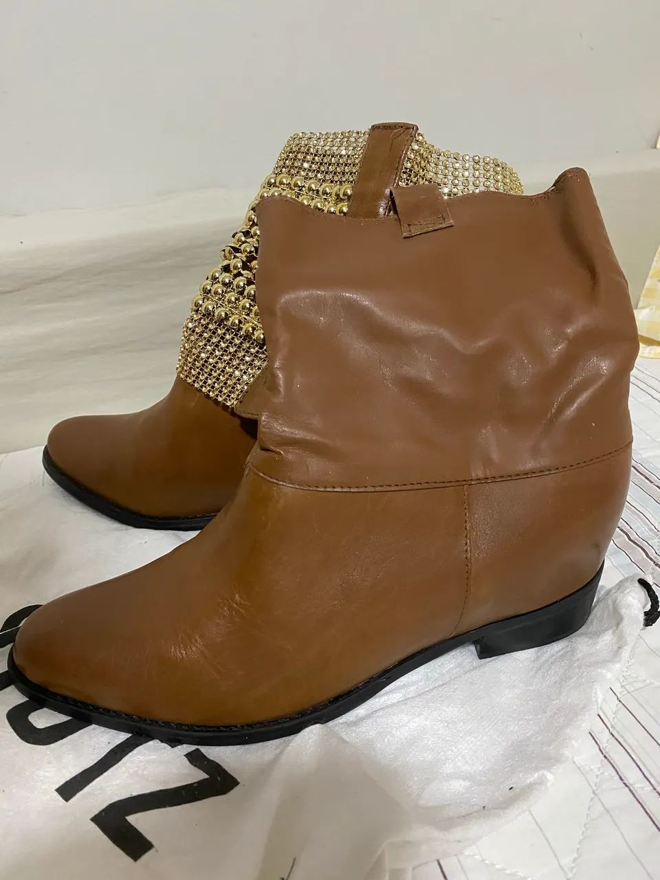 Bota Schutz ORIGINAL em couro - Foto 4