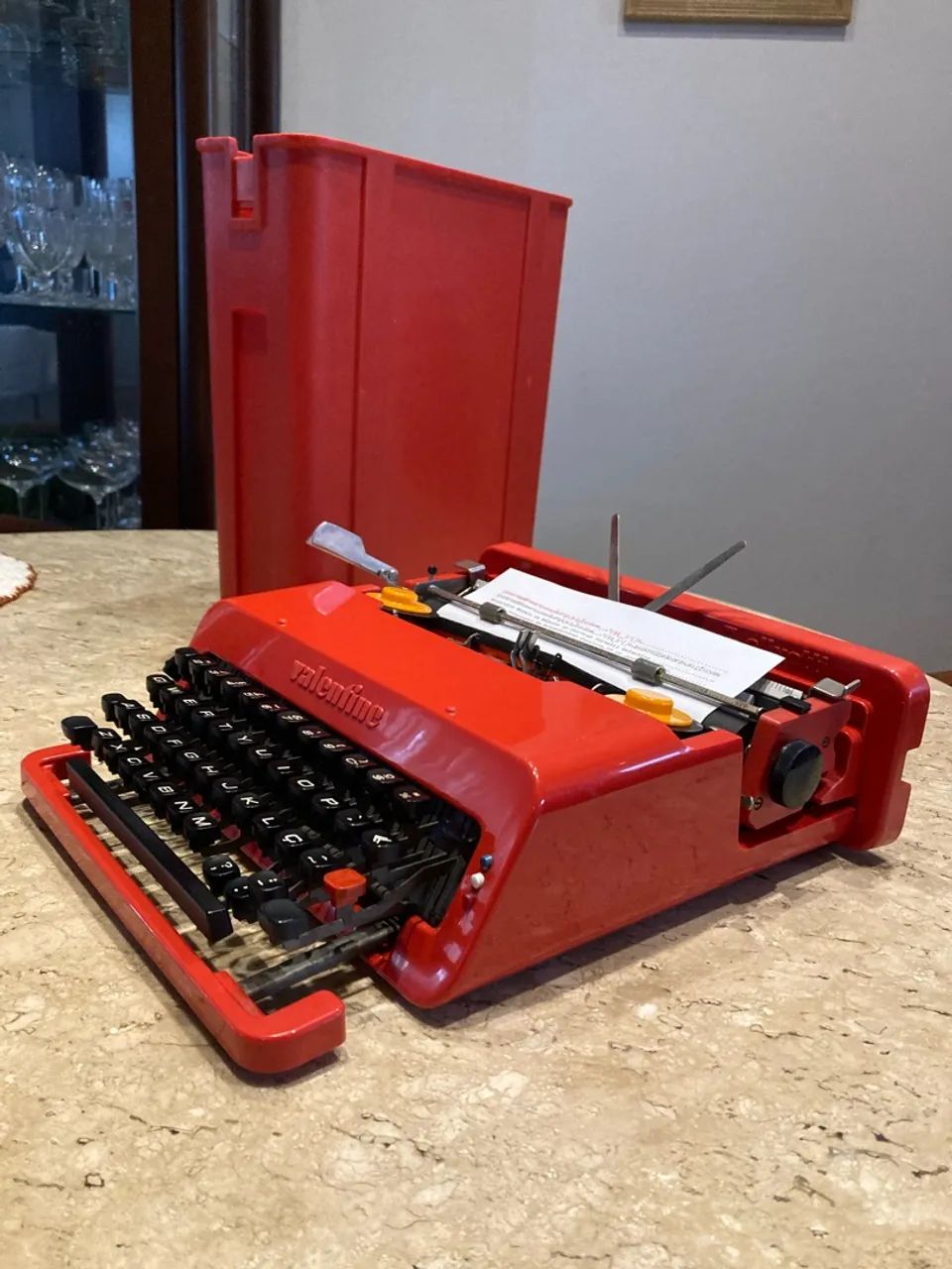 Máquina de escrever datilografar Olivetti Valentine - Foto 3