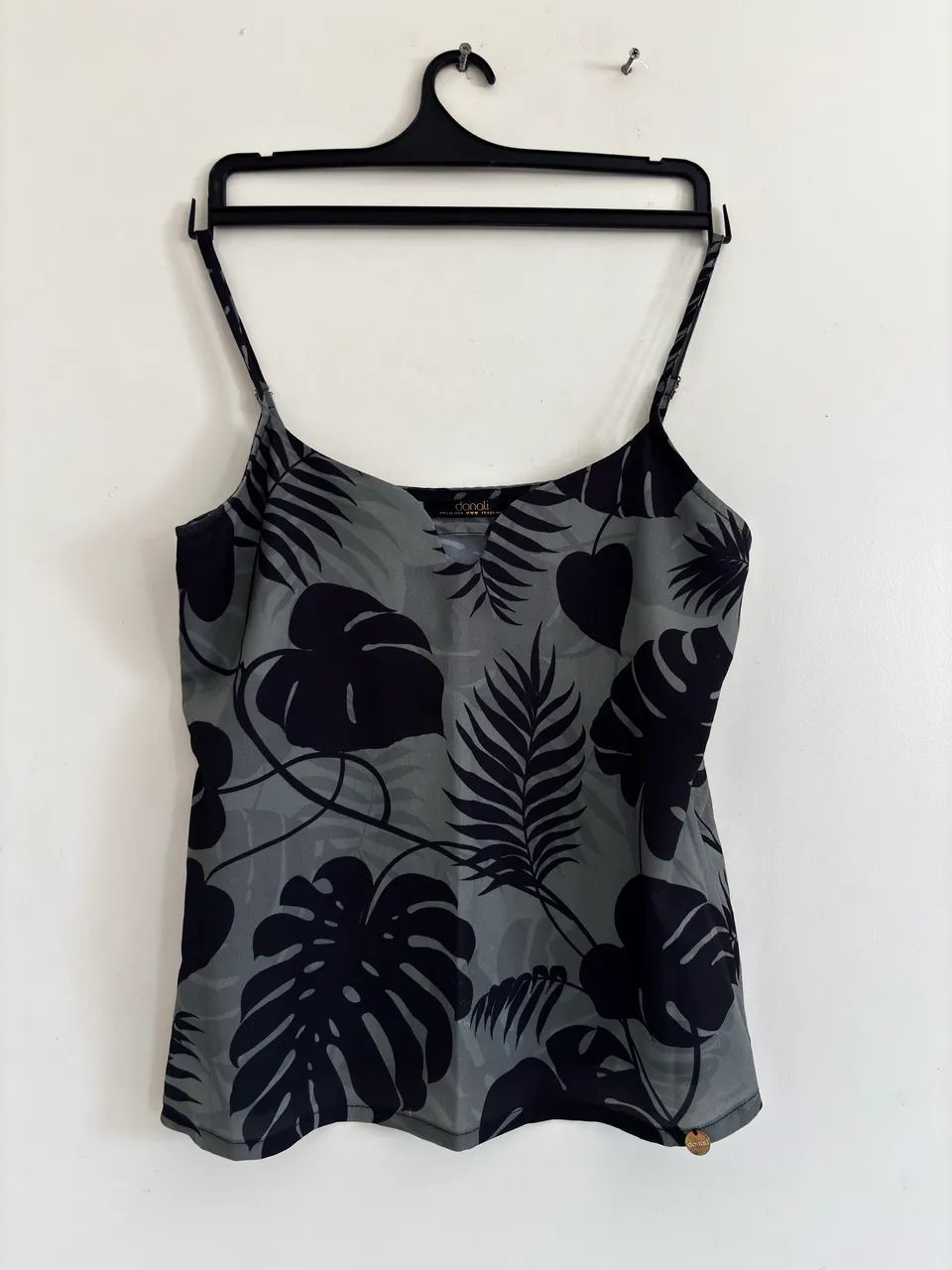 Blusa básica Donali