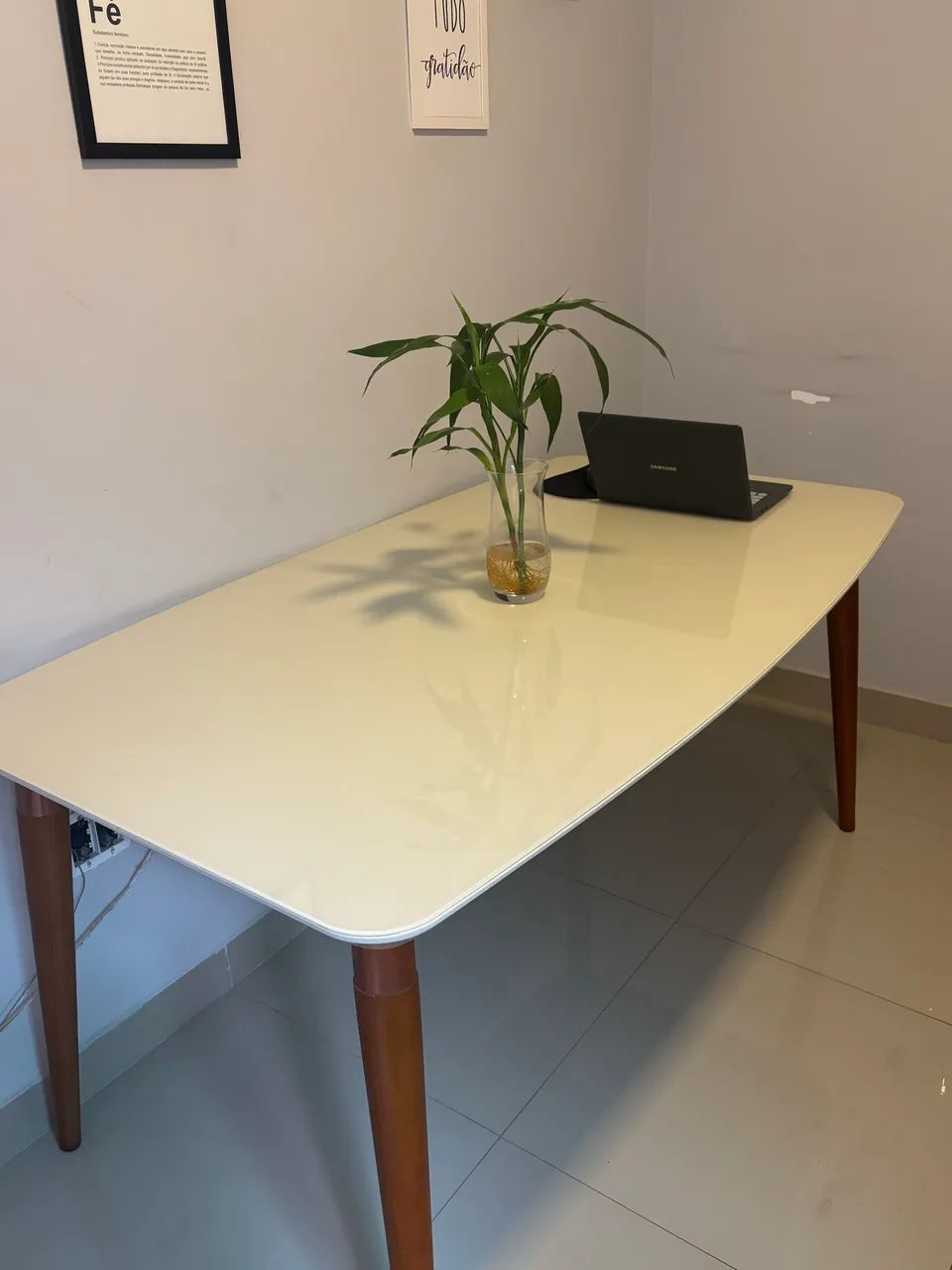 Linda mesa de jantar  - Foto 3