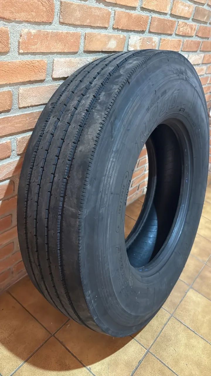Pneu 295 - Foto 2