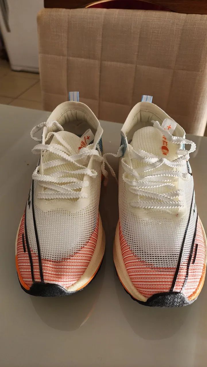 Tenis com placa de carbono para caminhada e corridas 41 - Foto 5