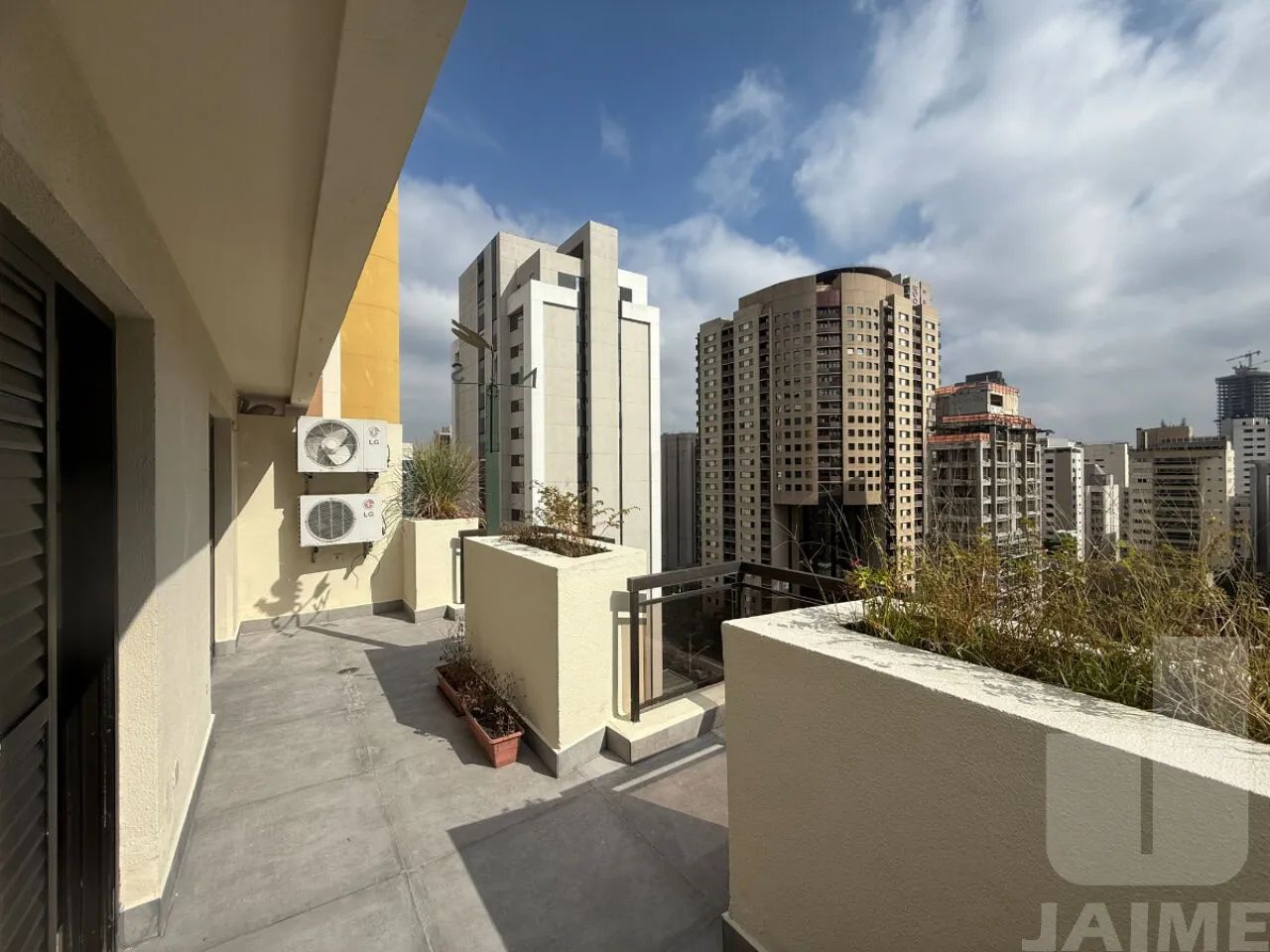 Cobertura para venda em Itaim Bibi com 1 quarto, sendo 1 suíte, 90m² - Foto 2