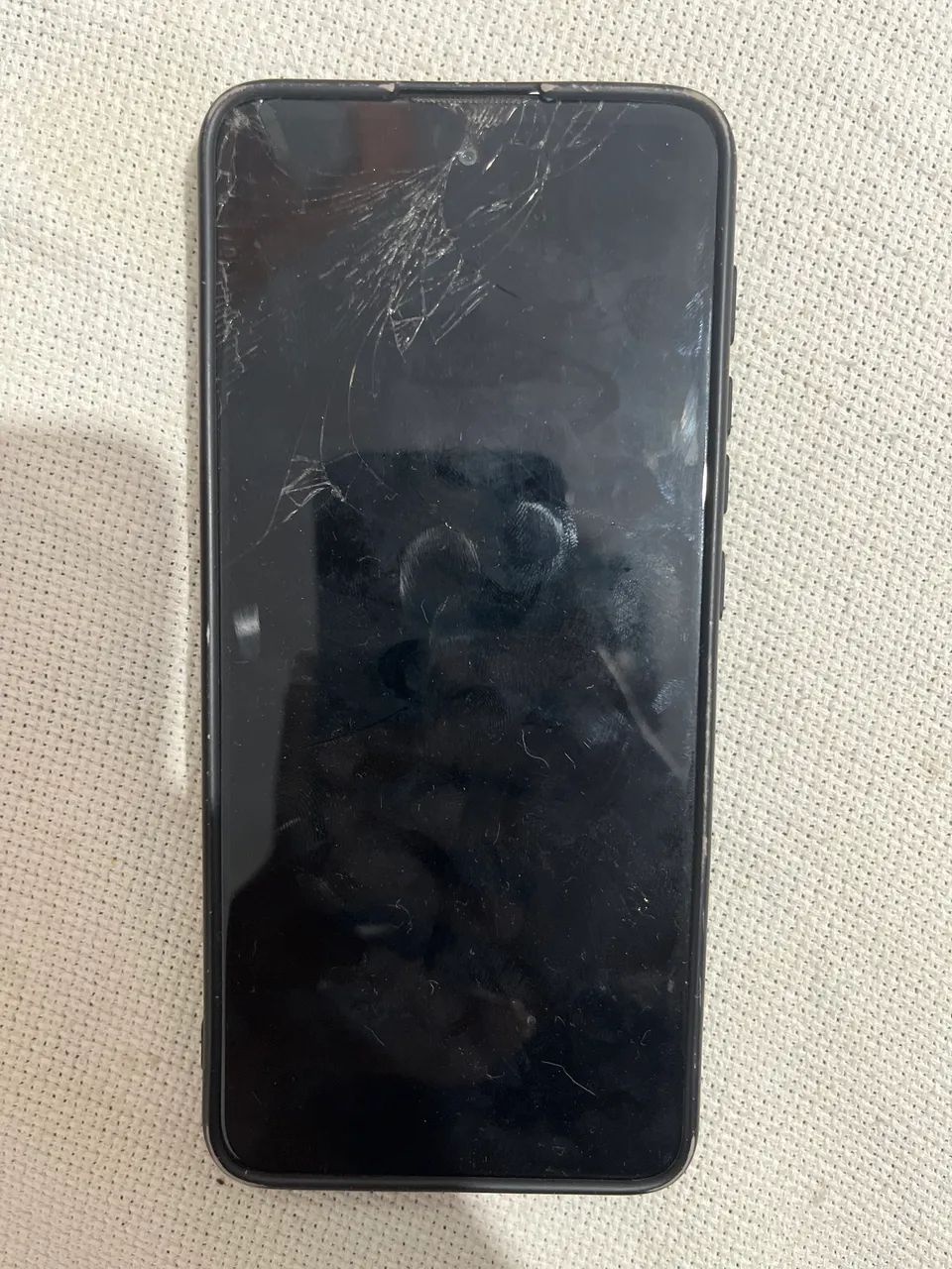 Celular motoe40