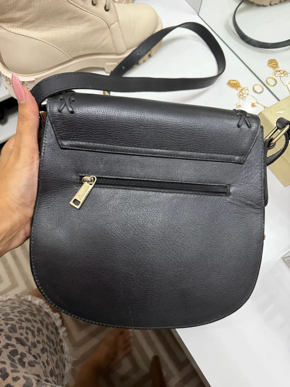 Bolsa Média Couro Legítimo Poucelle - Foto 2