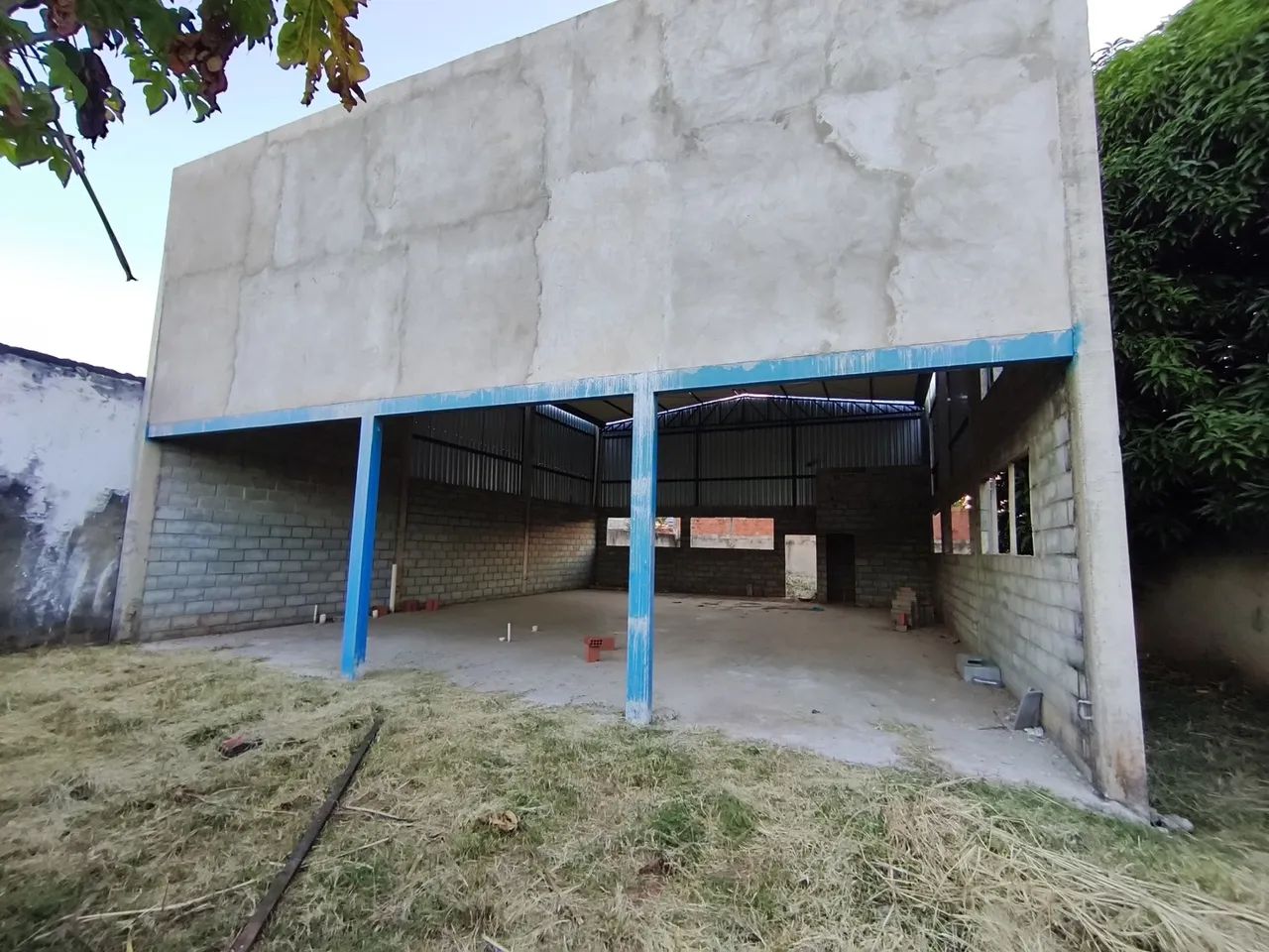 Lote 450m área construída 180m quitado/escriturado - Foto 4