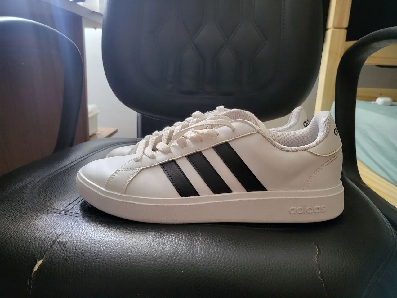 Tenis adidas branco tamanho 40