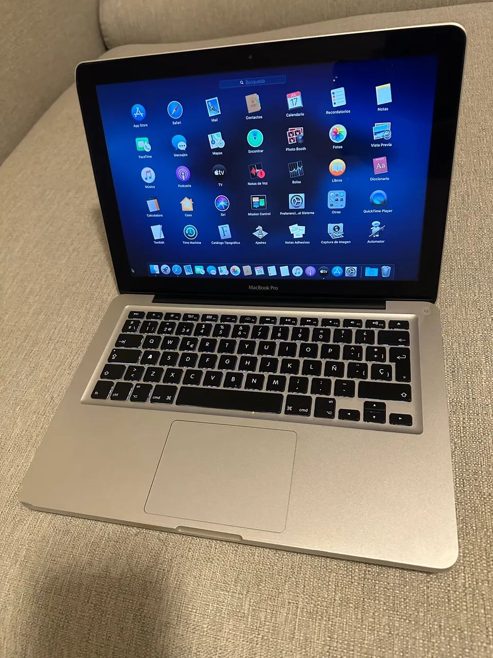 MacBook Pro 13 excelente estado - Foto 2