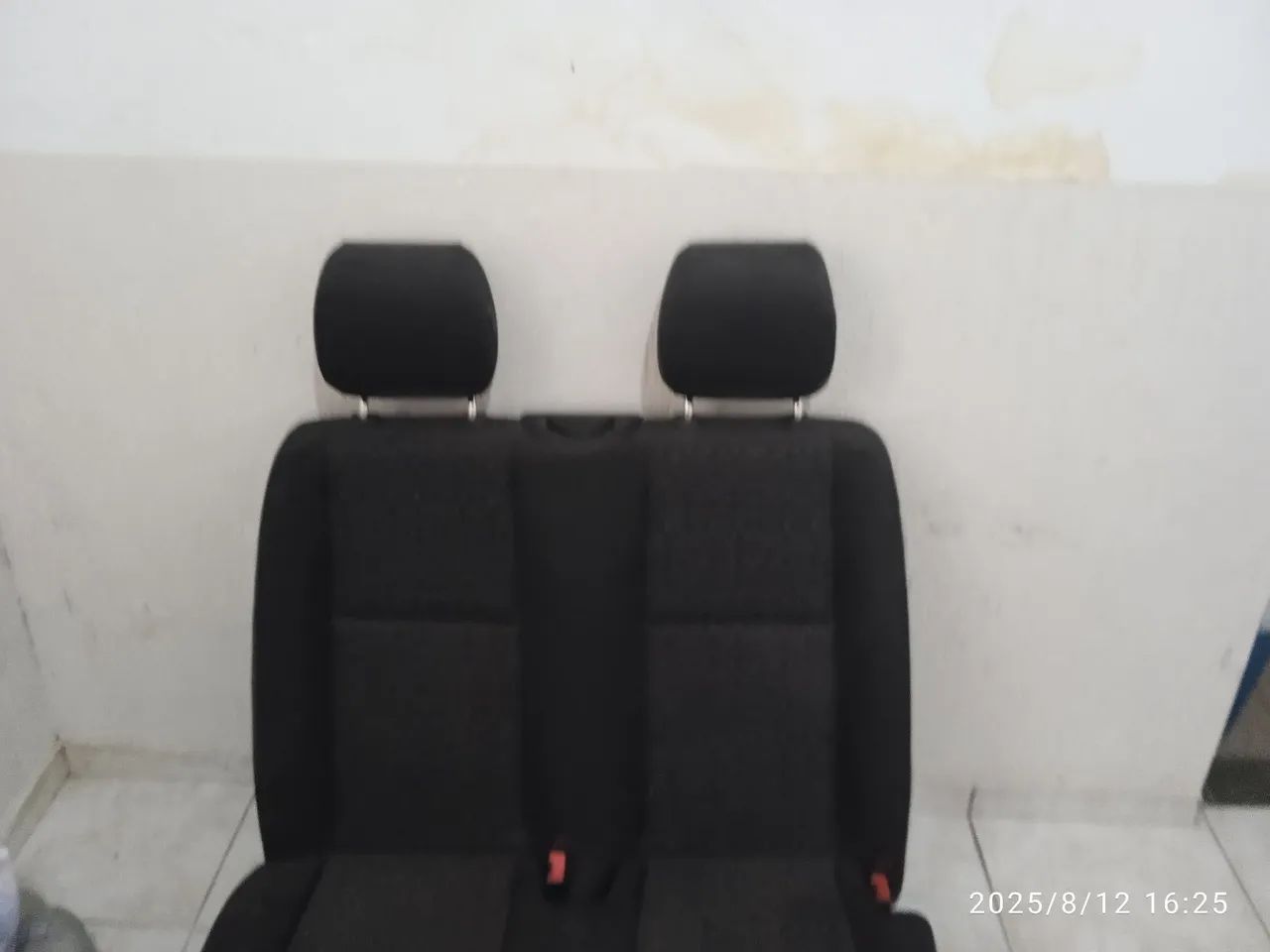 Front Van Seat!419420933089536001