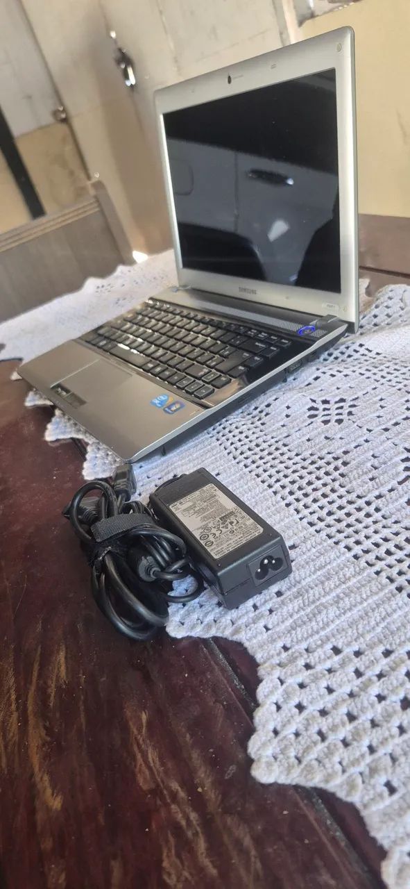 Notebook Samsung core i3 4gb HD 250gb - Foto 2