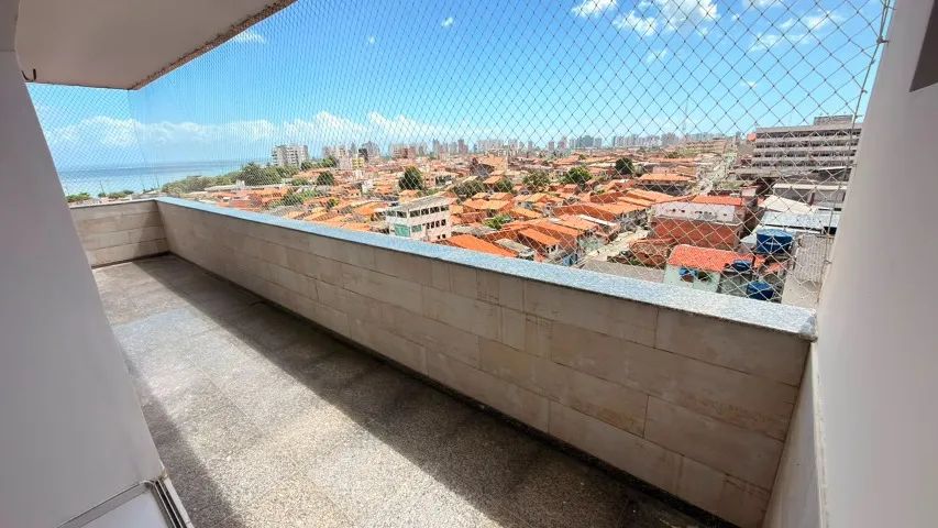 Vendo apartamento de 152m2 no São Francisco, Edifício Ponta D'areia, com 03 quarto. - Foto 2