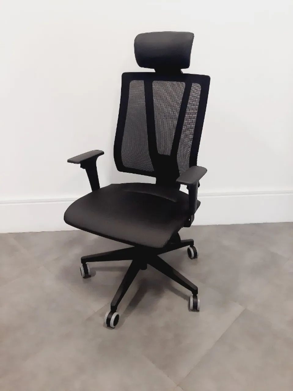 Poltrona Twister Preta