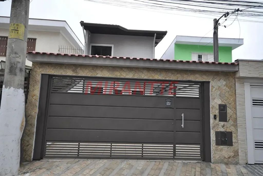 Sobrado com 4 quartos em Jaçana