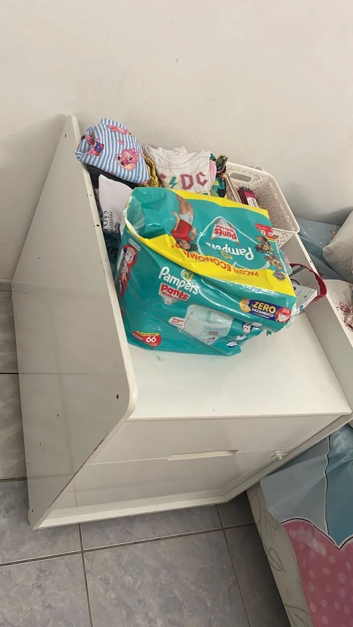 Cômoda infantil branca 